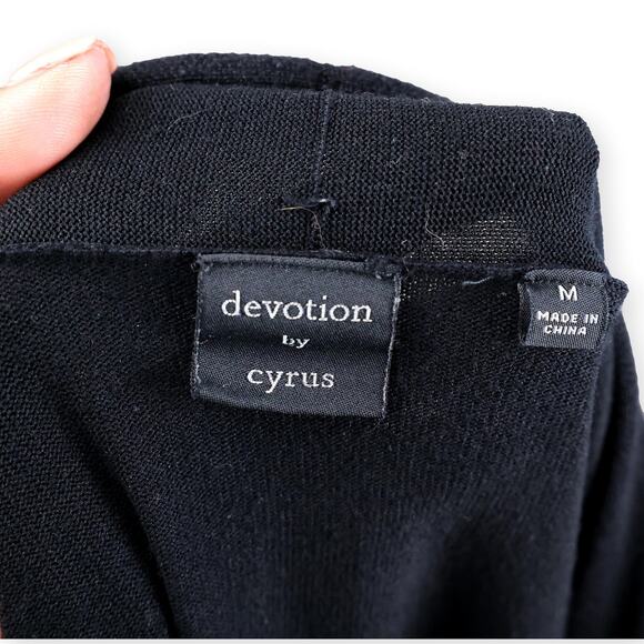 Devotion By Cyrus Black Bell Sleeve Open Front Cardigan Sweater M - Picture 2 of 7